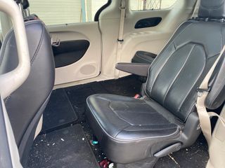 2020 Chrysler Pacifica Limited - Interior Rear Seat Image